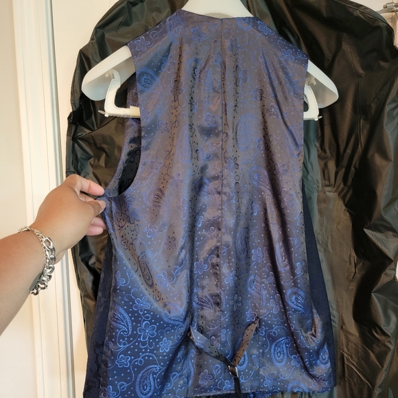 Men's formal suit - Picture 6 of 10